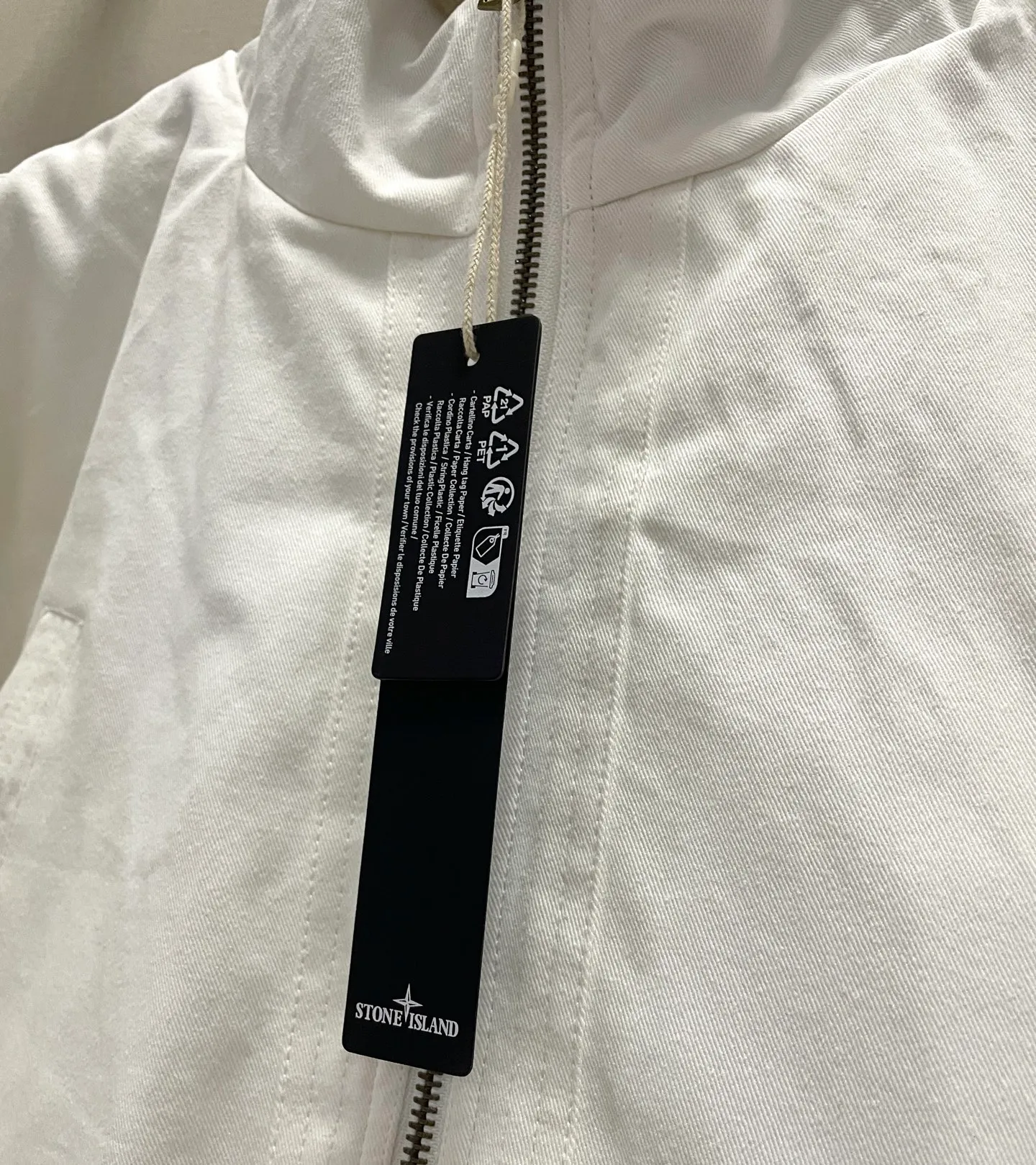 Real shot of white details # P480